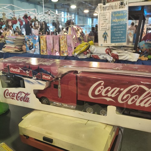Coca cola camion - , mai