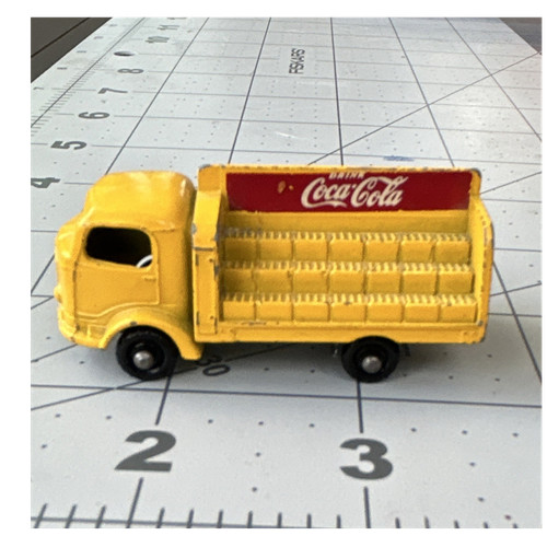 Camion coca cola - camion, giallo